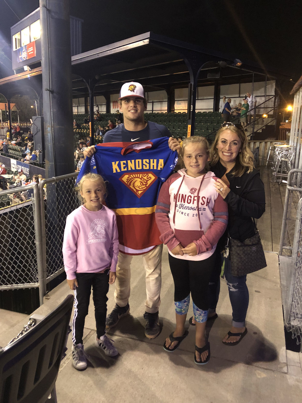 Kingfish Host Family 2